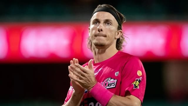 Tom Curran Set to Join Brisbane Heat for Big Bash League 2026-27