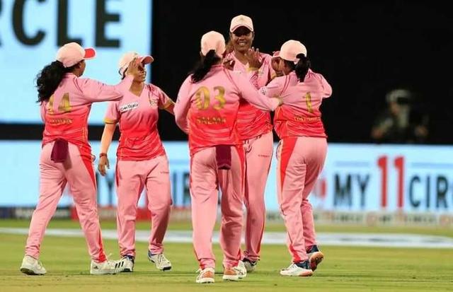 Salma shines in bowling but defending champions Trailblazers start campaign with heavy defeat