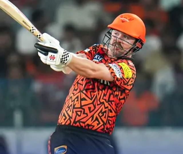 Records in tatters as SRH boss RCB at M Chinnaswamy 