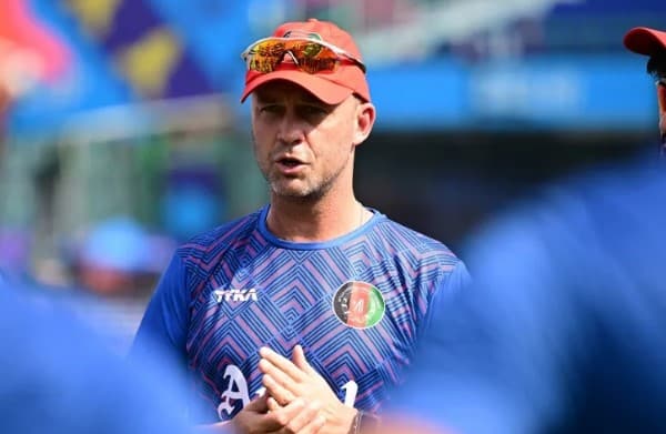 I'm sure we'll see an exciting game tomorrow: Trott ahead of Pakistan game