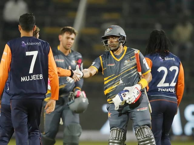 Sensational Robin Uthappa helps Harare Hurricanes win against Cape Town Samp Army