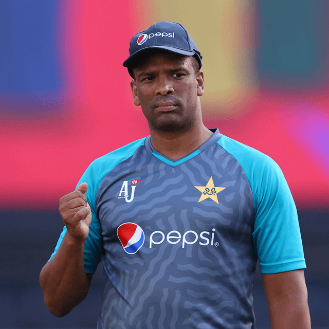 Vernon Philander is keen to continue as a bowling consultant for Pakistan