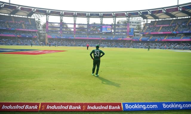 Fans at Wankhede Stadium to get free popcorn and cold drinks