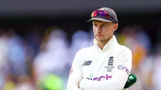 "I'll Do My Job And He Can...." Joe Root Responds to Darren Lehmann’s Criticism on His All-Time Great Status