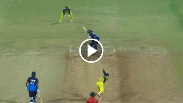 Watch : Hardik Pandya Hammers New CSK Player for 30 in One Over