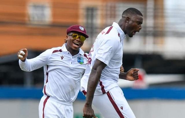 Heavy rain halts the day 1 between South Africa and West Indies 