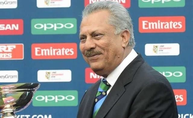 Zaheer Abbas turns 75