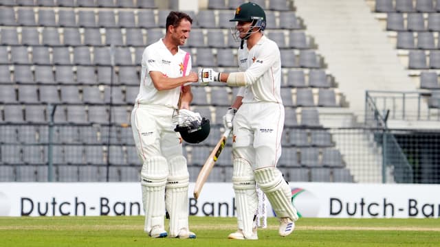 Zimbabwe clinch thrilling victory defying Mehidy's sensational spell