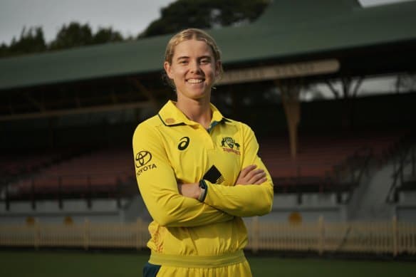 'It is not because of Smriti Mandhana or Virat Kohli'- Phoebe Litchfield Revealed Jersey Number Secret