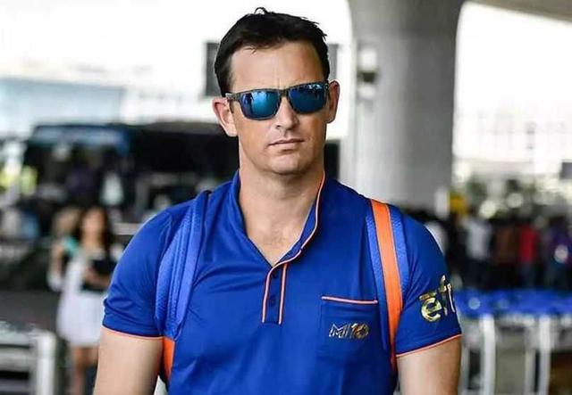 Shane Bond named as head coach of MI Emirates