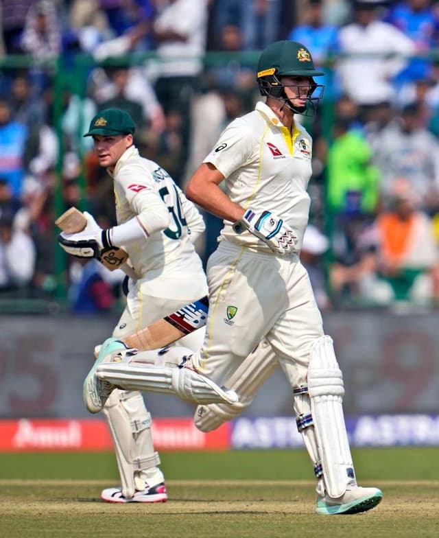 India on top despite Khawaja and Handscomb's herioc