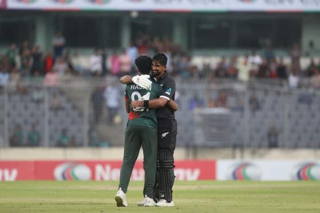 Cricket world applauds Bangladesh skipper's decision on mankad