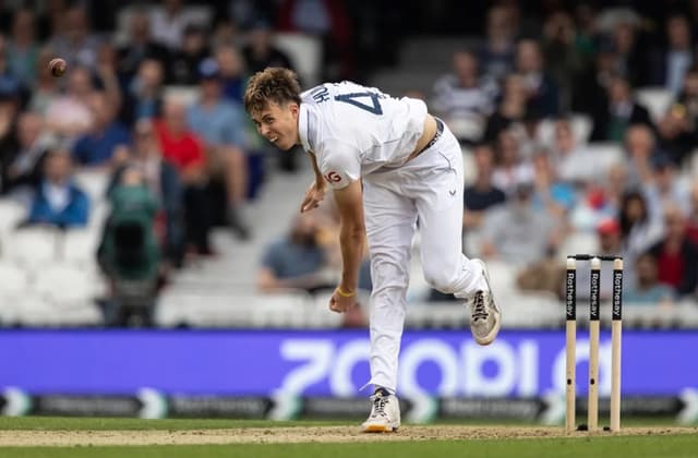 Stuart Broad compares England debutant Josh Hull to Australia’s Mitchell Johnson
