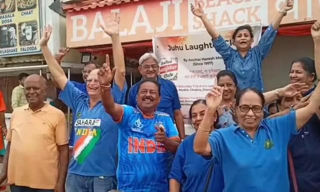 Juhu Laughter Club Celebrates India Women’s World Cup Win at Juhu Beach