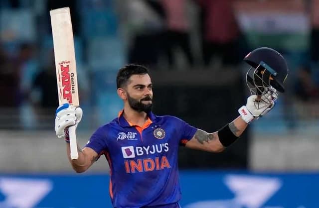 Kohli breaks 1020 days century drought, dedicates century to Anushka and Vamika