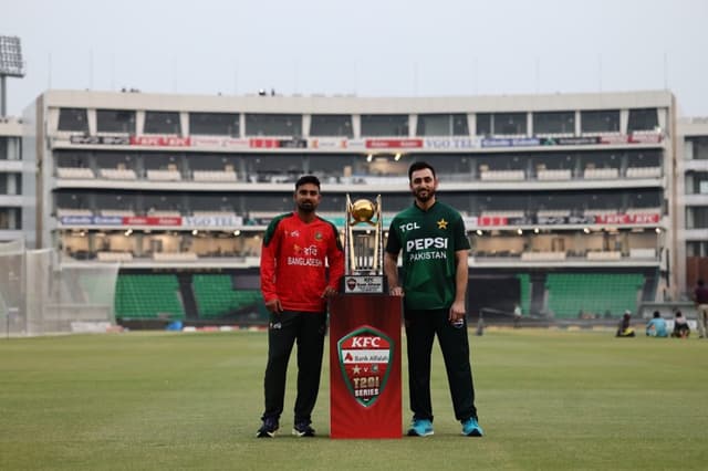 Live: Pakistan ask Bangladesh to bowl first, both teams make one change