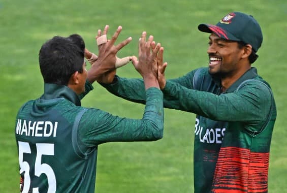 Hathurusungha wants Shanto as full-time captain