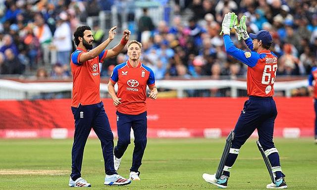 Jacob Bethell's sensational 76* helps England crush India in the second T20I