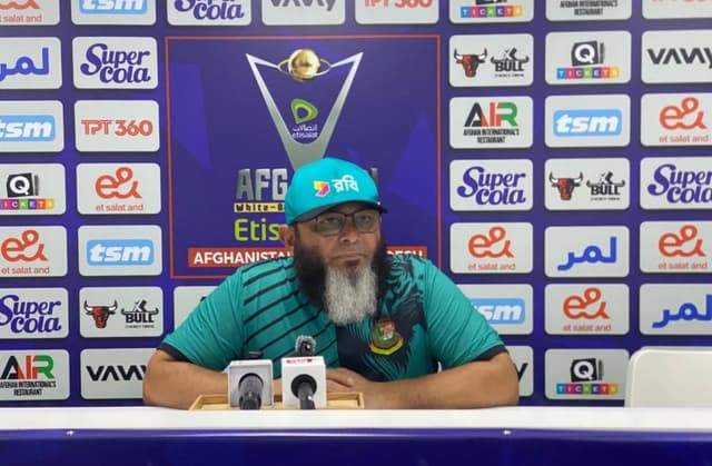 Mental barriers hurting Bangladesh batters, says Mushtaq Ahmed