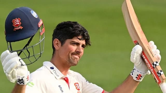 Alastair Cook announces retirement from all format of cricket