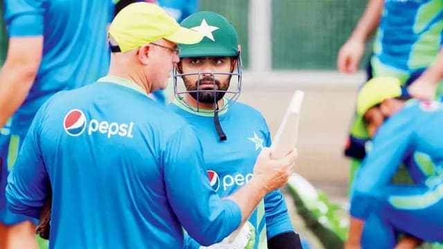 Hayden disappointed by Babar Azam’s step down as captain