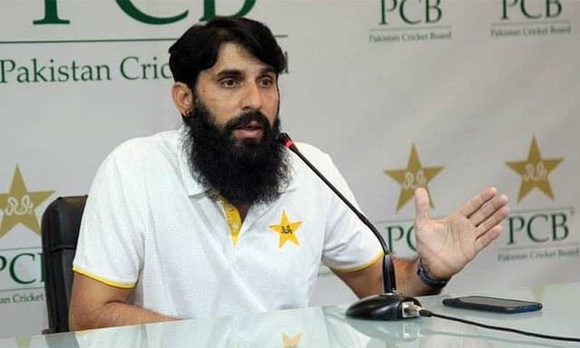 Misbah-ul-Haq criticizes PCB for inconsistent handling of coaches
