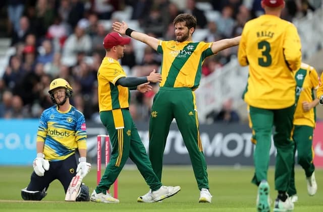 Shaheen Afridi takes four wickets in the first over in vitality T20 Blast