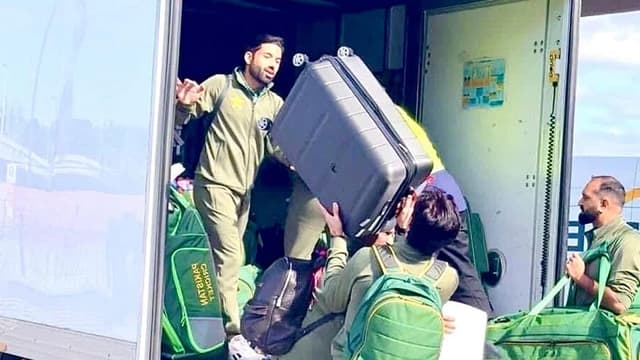 Shaheen Shah Afridi reveals why team players loaded the luggage in truck at airport