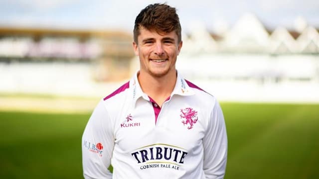 Tom Abell stands down as Somerset captain