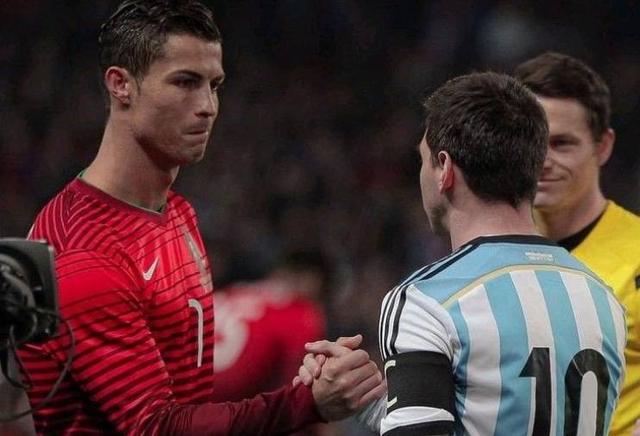 Cristiano Ronaldo or Lionel Messi? AB de Villiers Made His Choice Without Thinking Twice