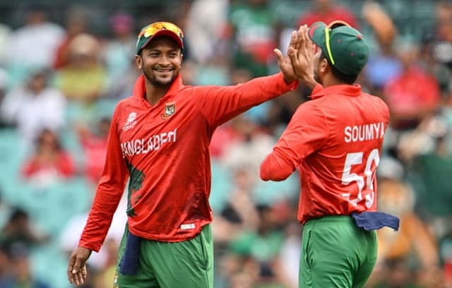 Bangladesh Cricket Stars Shakib and Soumya in Lanka T10 League – Check Out Their Teams