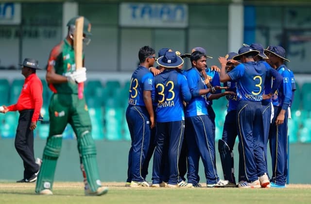 Sri Lanka U19 clinch tight win to keep series alive, Bangladesh lead 3-2
