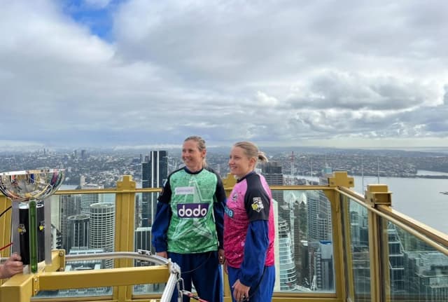 WBBL stars take trophy over 1000ft to mark mew heights for WBBL